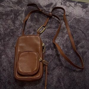 Hobo discover phone crossbody